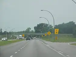 Échangeur avec l'A-20 à Rivière-Beaudette.