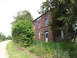 L'ancienne gare devenue une habitation.