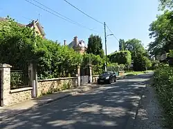 Avenue Cambacérès tour du lac