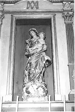 Statue du XVIIIe&nbsp;siècle représentant la Vierge à l'Enfant, église de Carcenac.