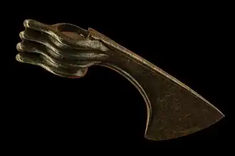 Tête de hache en bronze, Lorestan, IXe&nbsp;– VIIIe&nbsp;siècles&nbsp;av. J.-C.