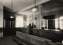 Accueil des Assurances durant les années 1930.