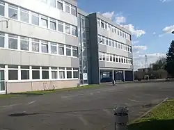 Description de l'image Bâtiment Sud St Exupery Fameck.JPG.