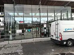 Bâtiment voyageurs.