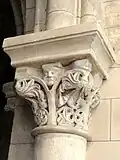 Arcade nord, chapiteau à dr.