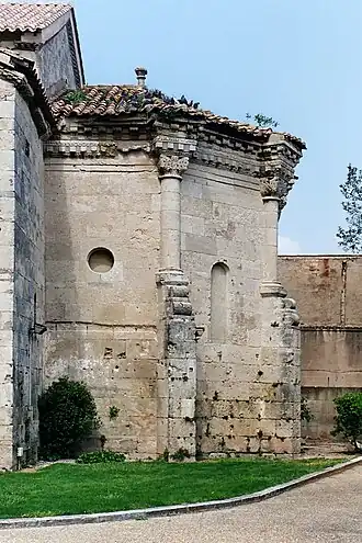 Le chevet pentagonal.