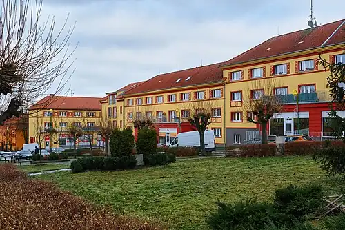 Březová : place de la Paix.