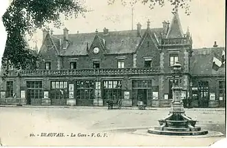 Le bâtiment voyageurs vers 1900.