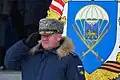 Le commandant des forces aéroportées russes Andreï Serdioukov visitant la 76e&nbsp;division d'assaut aéroporté de la Garde.