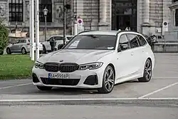M340 Touring (G21) avec applications Shadowline, vue avant (2019–2022)