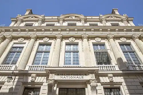 Façade sur la rue Vivienne.