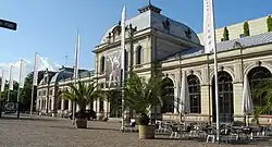 Description de cette image, également commentée ci-après