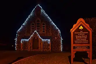 Trinity Church illuminée en fin d'année.