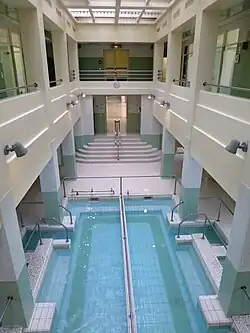 Bain de la Promenade dans l'établissement thermal.