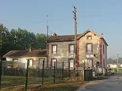 Ancien bâtiment voyageurs.