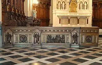 Côté droit du choeur