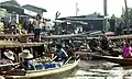 Commerce le long d'un khlong  à Bangkok en 1976