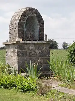 Chapelle au lieu-dit Mon-Idée.