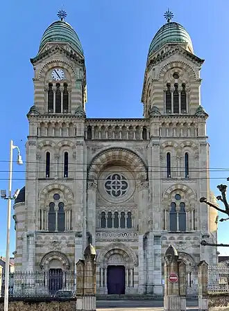 La basilique vue du nord.