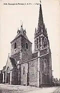 L'église paroissiale au début du XXe&nbsp;siècle (carte postale).