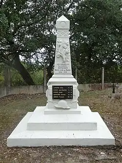 Le monument aux morts.