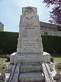 Monument aux morts.