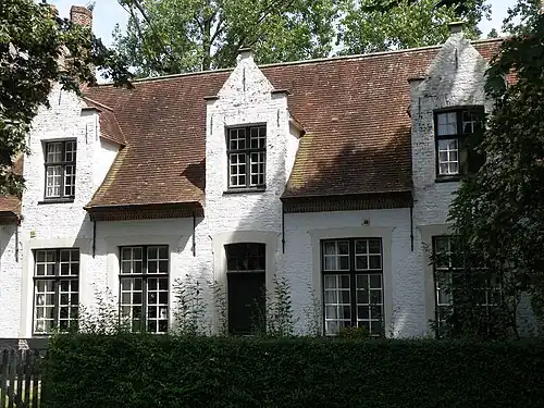 Maison no&nbsp;17 (XVIIe-XVIIIe, mais avec des parties du XVe et XVIe).