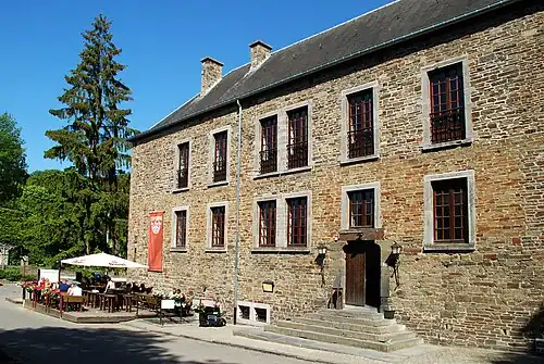 La façade occidentale.