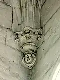 Cul-de-lampe dans l'angle sud-est de la 3e&nbsp;travée.