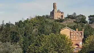 Les ruines du château.