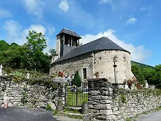Benque-Dessous-et-Dessuséglise Saint-Geniès(42°&nbsp;48′&nbsp;54″&nbsp;N, 0°&nbsp;33′&nbsp;14″&nbsp;E)