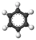 Présentation d'une molécule de benzène (formule C6H6) qui est composée de 6 atomes de carbone (internes) et 6 atomes d'hydrogène (externes).