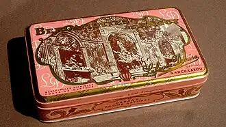 Une boîte de Bergamottes de Nancy Lefèvre-Denise des années 1950.