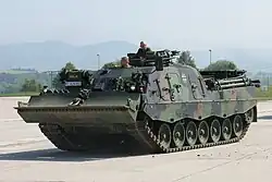 Avec les jupes de première génération