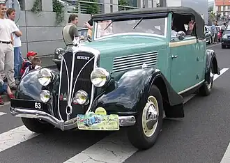 Berliet Dauphine cabriolet.