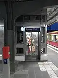 La gare est équipé d'un ascenseur.