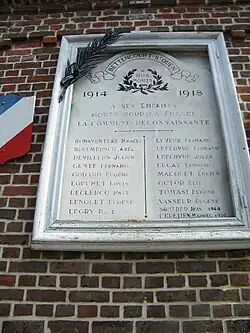 Monument aux morts.