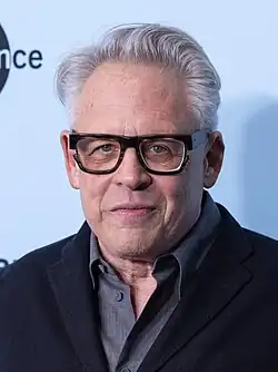 Description de l'image Bill Condon at the 2025 Sundance Film Festival (cropped).jpg.