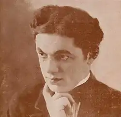 Description de cette image, également commentée ci-après