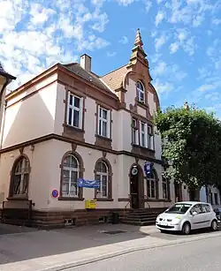 Poste (1897), 53 rue Georges-Clemenceau.