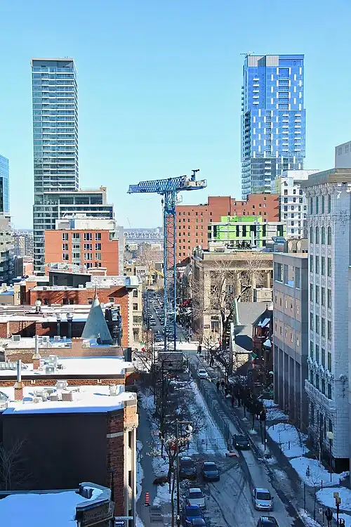 Description de l'image Bishop Street, Montreal.jpg.