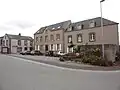 L'ancien orphelinat en 2018, devenu bâtiment d'appartements, côté ouest.