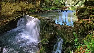 Barrage de l'ancien moulin sur le Sesserant