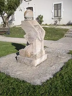 Bloc gnomonique (Armand Destroismaisons).