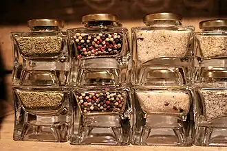 Bocaux d'épices