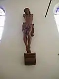 Christ en bois sculpté.