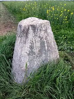 Borne du chapitre de Chartres.