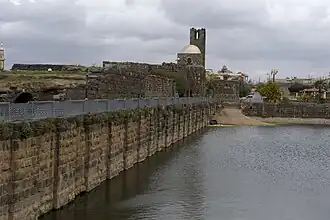 Réservoir « Birket al-Hâjj » et madrasa Abû al-Fidâ’ (n° 8).