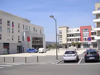 La place d'Argentine, dans le quartier du Chemin Vert.
