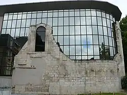 la chapelle réaménagée pour accueillir le restaurant
